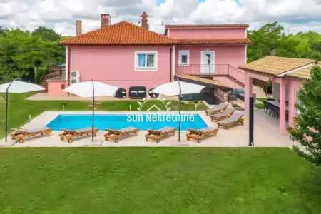 LABIN, ISTRIA, BEAUTIFUL DETACHED HOUSE WITH SWIMMING POOL AND LARGE YARD